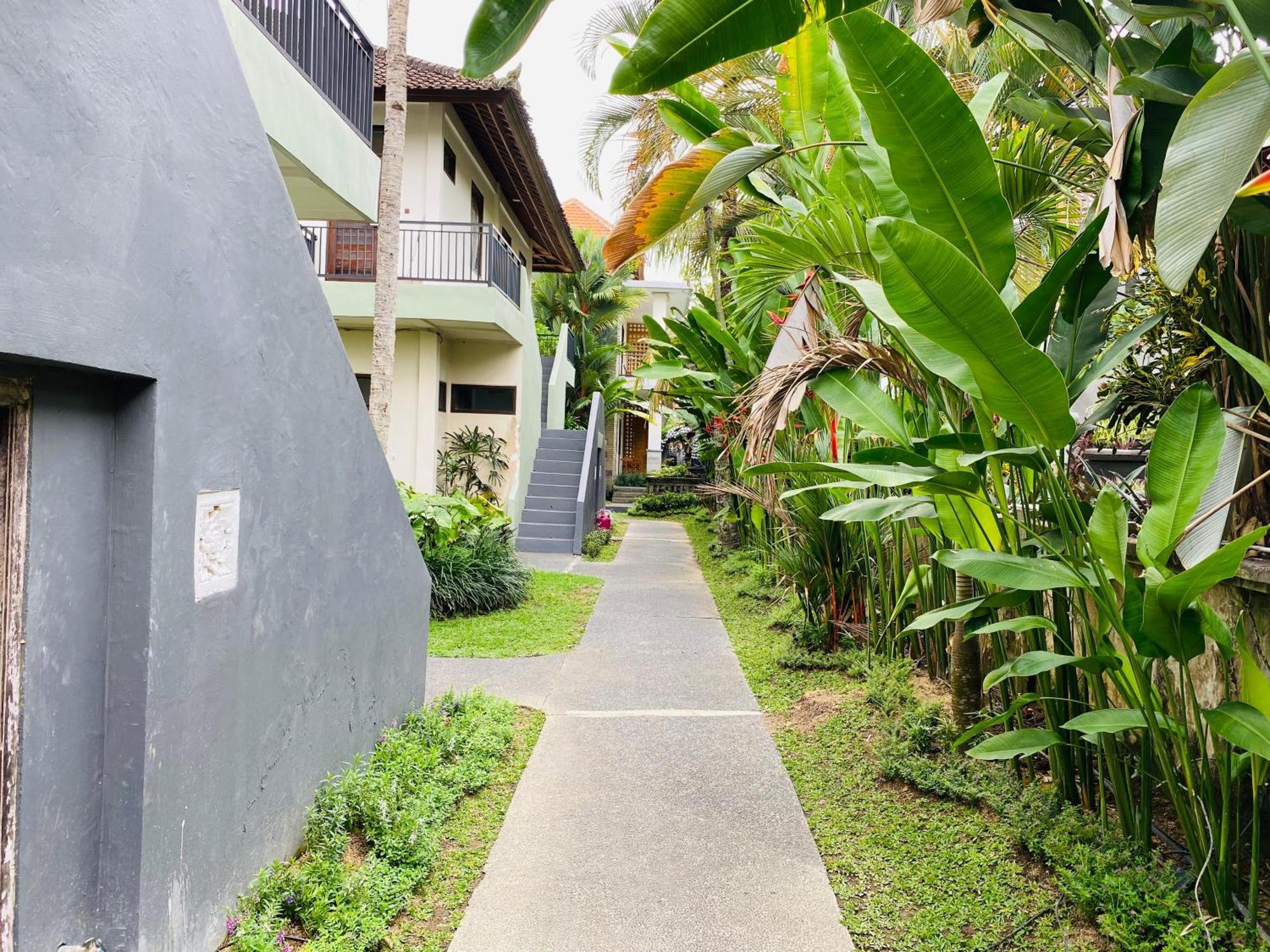 Putri Ayu Cottages Ubud Extérieur photo